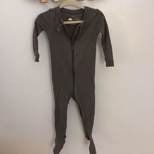Grey Primary sleeper/footie